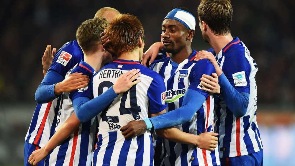  布雷斯特降级后主帅主动担责辞职  